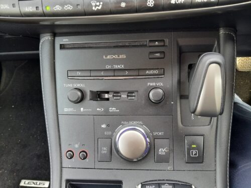 lexus CT200H