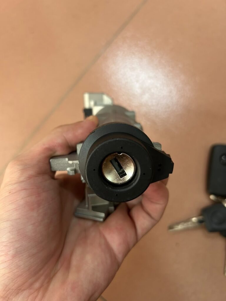 VW TIGUAN remote key full lock system